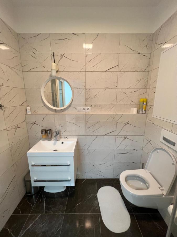 The Dante Prague - Family Apartments With Free Parking Exterior photo